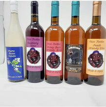 Завантажте зображення в засіб перегляду галереї, Winery Logo Design