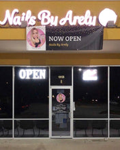 Завантажте зображення в засіб перегляду галереї, Banner Design (can be ONLY purchased with a portrait logo listing)